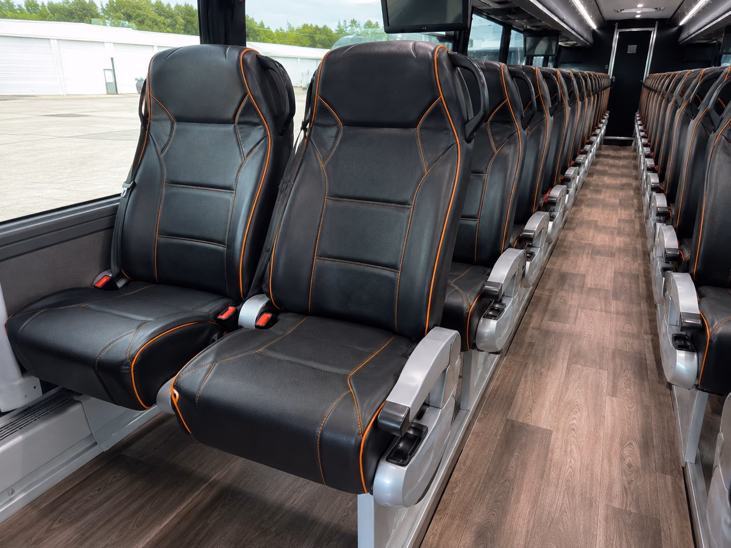 how the type of bus you choose changes the price in lake charles louisiana